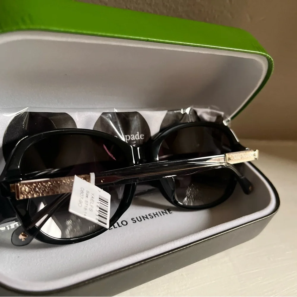 Kate Spade New York Oversized Sunglasses
